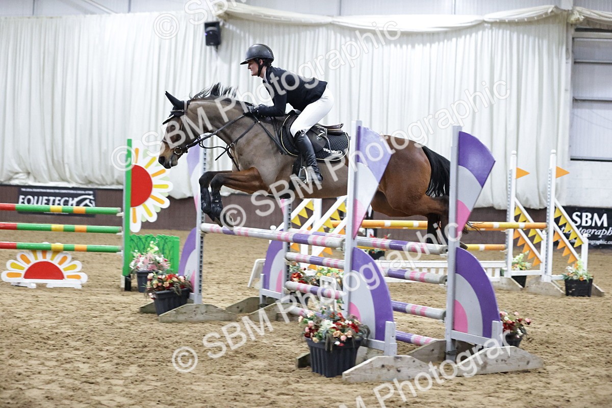 SBM_000999 - Class 3 - Nupafeed Supplements Senior Discovery/ 1m Open