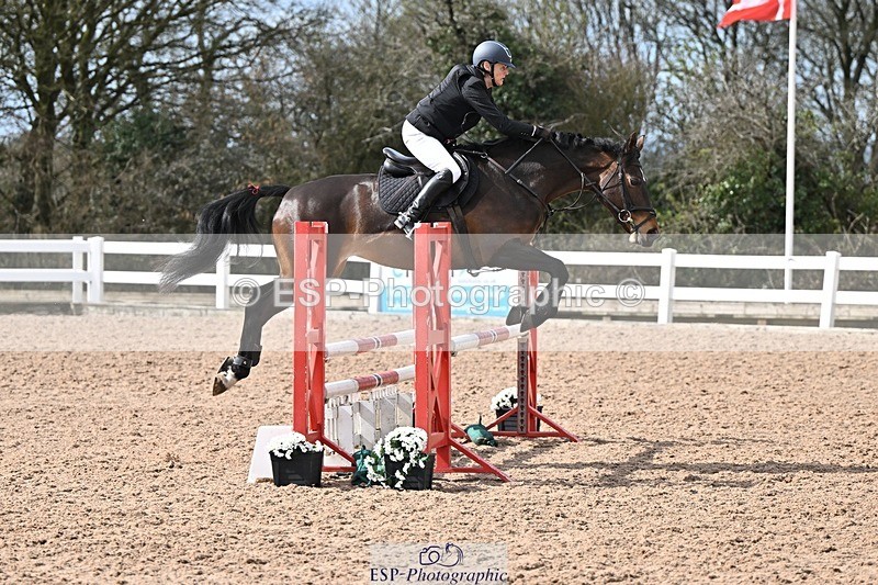 250328-104646-01326 - Cls 8 British Novice and 90cm