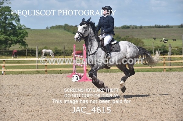 JAC_4615 - CLASS 7 Senior Foxhunter/ 1.20m Open
