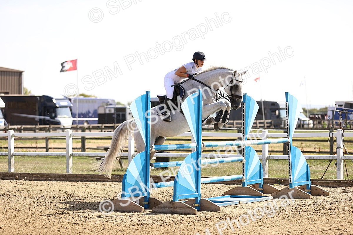 SBM_006977 - Class 13 - Senior Newcomers - 1.10m