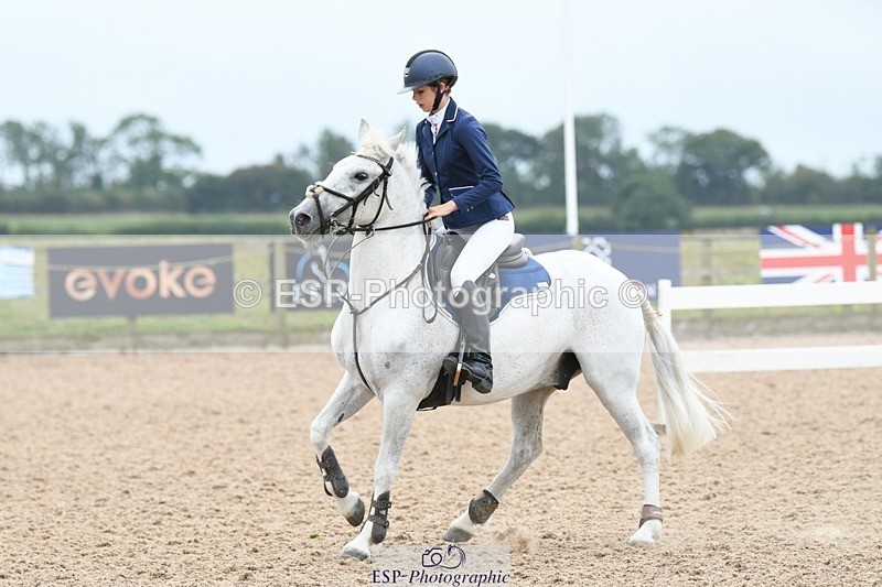 250807-112714-00672 - 90cm Round 1