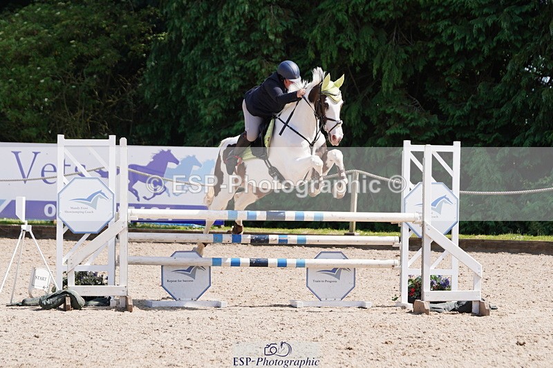 250615A-160208-11929 - Class 49 1m 05 Amateur Qualifier Snr 1m 05
