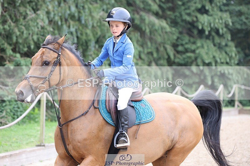 230618-094612-09766 - Cls 19 Pony Intro 1m