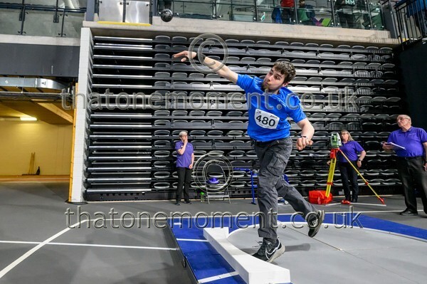 AgeInd25SUN-923826 - Field Male