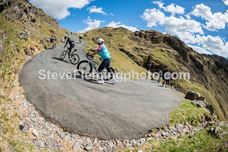 143327 - Hardknott Hairpin 14.00 - 15.00