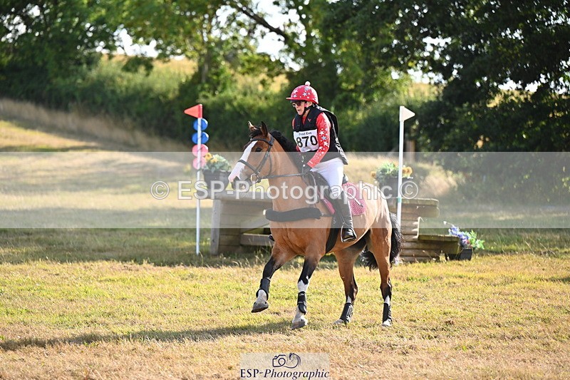 250803A-175922-18202 - S-870-Chris.Ellis-SKELWITH.BLUE.BELLE.AMOUR