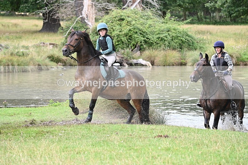 WJ7_2865 - Time at Water 11:37 to 12:13