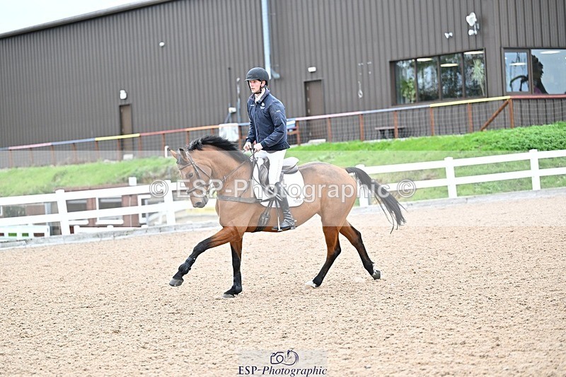 251015-105716-00135 - Cls 1 British Novice and 90cm Open