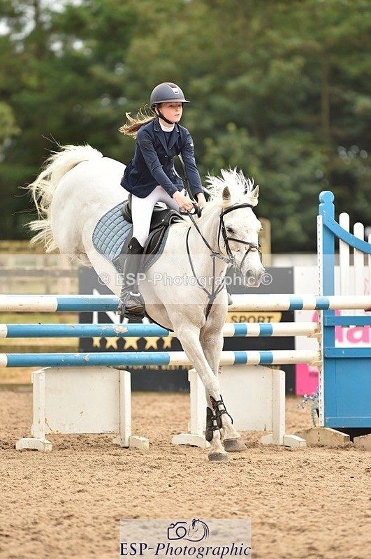 230618-144056-12959 - Cls 25 Pony Foxhunter & 1.10m Open