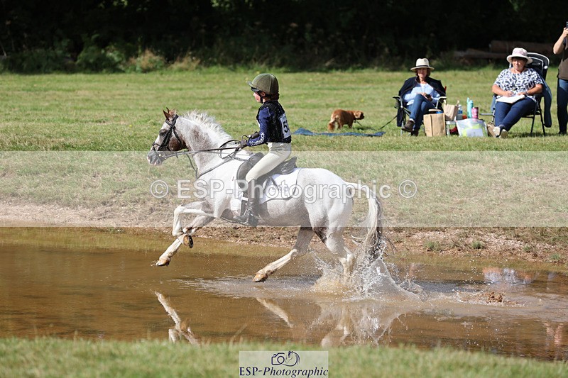 240825X-103513-31623 - 70cm XC 10.00 to 11.00