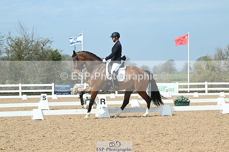 250403-110103-01765 - 042-Dannie.Morgan-Fever.Tree