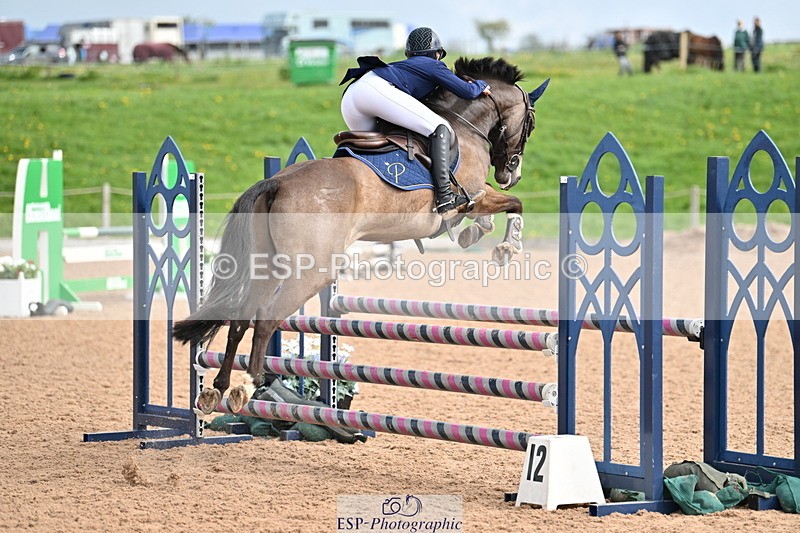 240506A-110254-08381 - Cls 3  Pony Discovery & 90cm Open