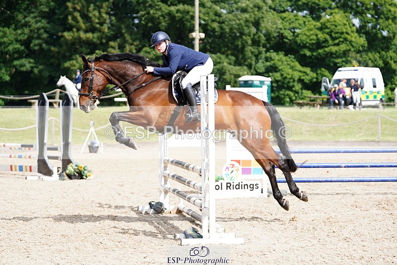 250613A-101524-01232 - Cls 9 85cm Amateur Quali