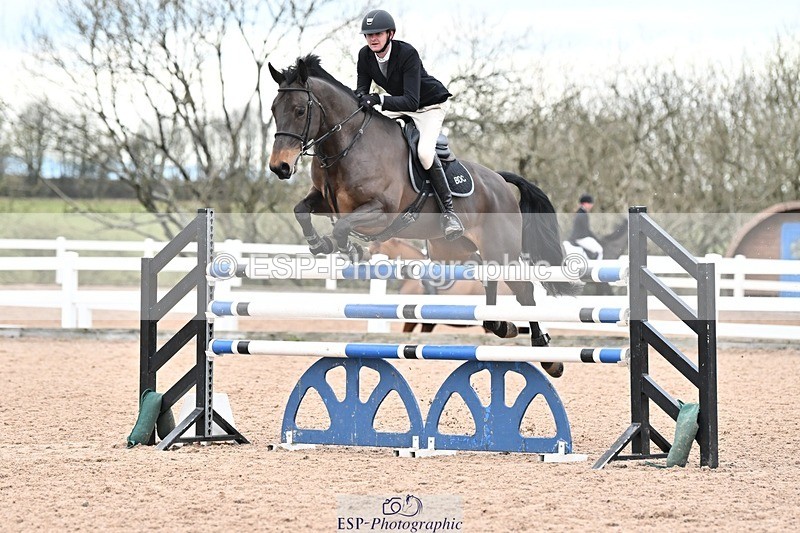 250112-142501-01623 - Cls 21 Foxhunter and 1.20m Open