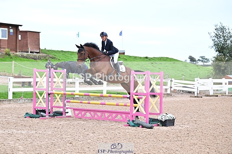 250914-094741-08261 - Cls 32 Snr British Novice and 90cm Open