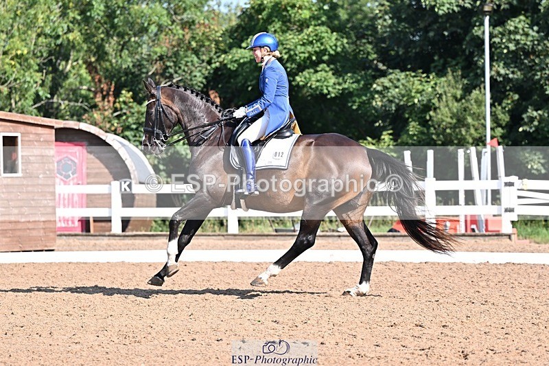 250816-095055-02371 - 012-Natasha.Collings-CostelloDovevale.Tender.Dove