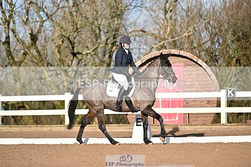 241214-105515-01256 - 140-Samantha.Henderson-Rich.Tricks.Otis