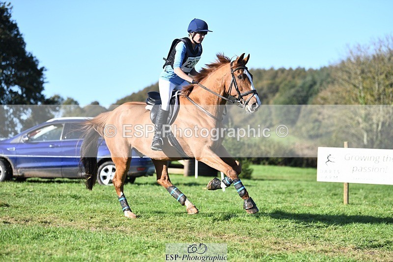 231022-103621-25658 - 227-DHI.GERARD.NITA-Danielle.Watt-XC