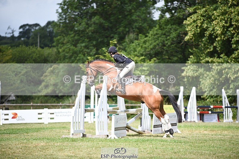 240630-113959-00447 - 913-Poppy_Stiles-Trevadlock_Jubilee_Blue