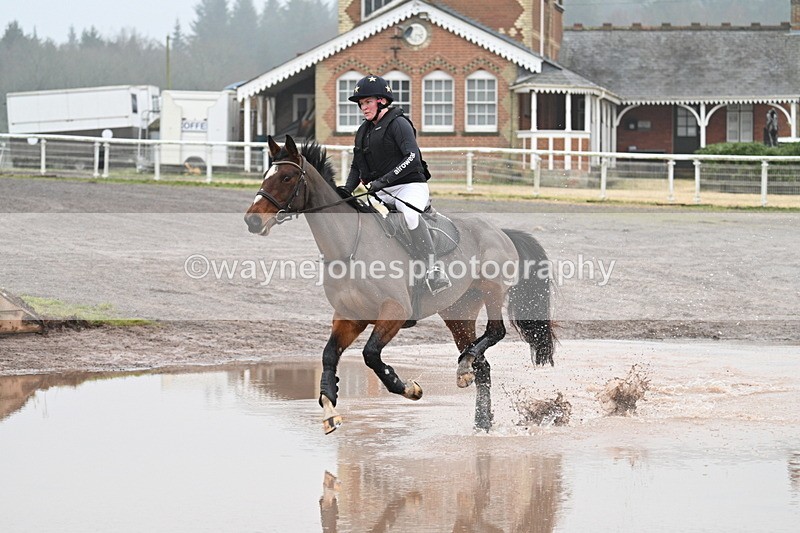 WJ7_5556 - Time 11:38 to 12:30