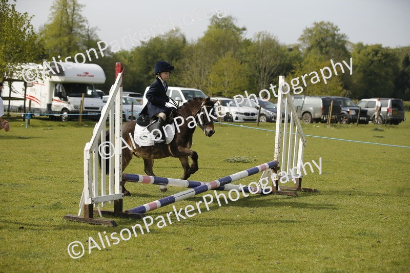 20260426-1094 - Class 1 - Mini Jumping - Lead rein or Assisted