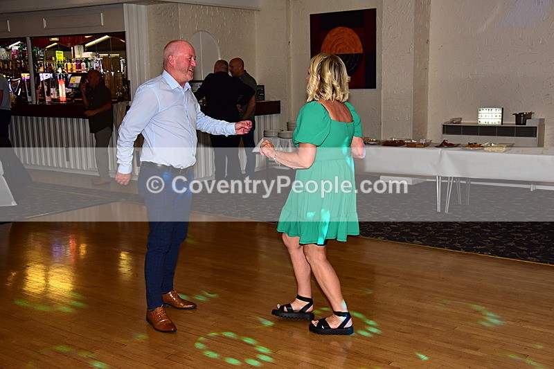 DK-1032 - Donna and Kevin