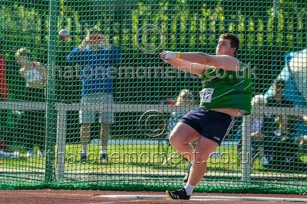 Age25SUN-927951 - Field Male