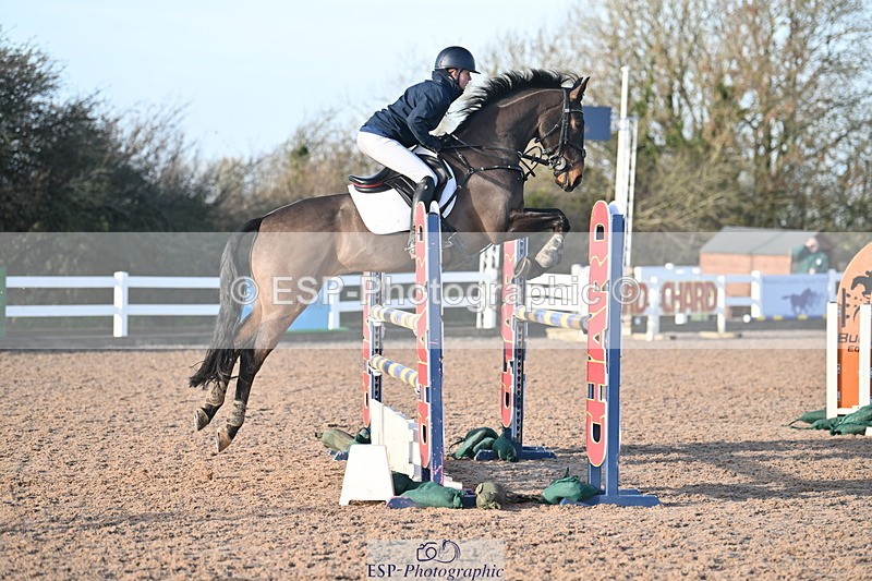 231210A-133907-02642 - Cls 20 Newcomers & 1.10m Open