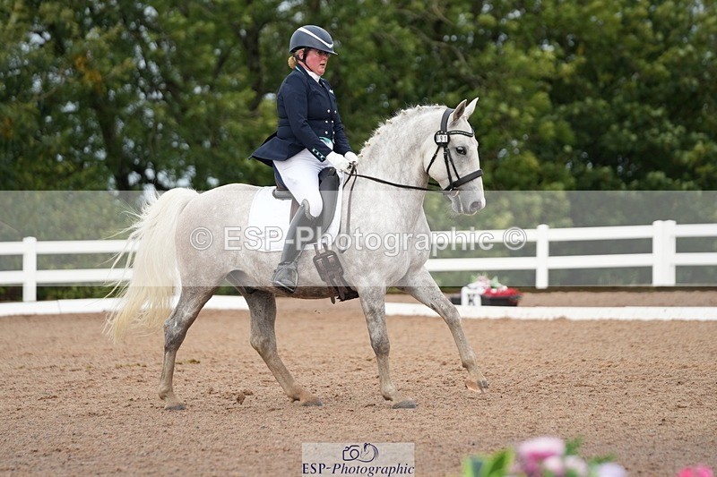 250907-112237-06050 - 091-Jenny.FolmanPluto.Barbana