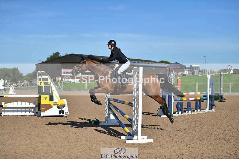 230903A-102417-03685 - Cls 12 95cm Amateur Quali