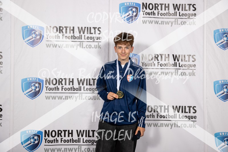1DX30037 - Div 3 Croft Junior Red