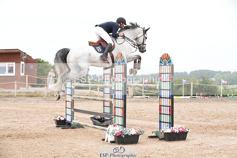 250718-114132-10083 - Cls 2, 3 Star Small Tour Break til End