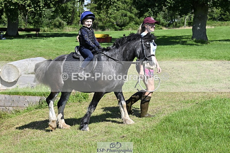 240728B-111202-01179 - Gemma's Group XC