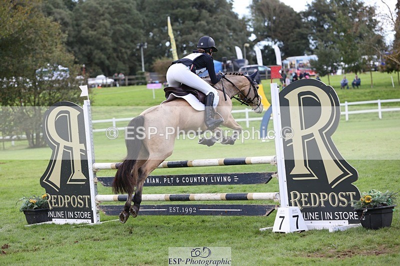 231022-141028-28090 - 442-BICTON.INCREDIBLY.DUN-millie.jo.challinor-TrotUp+SJ