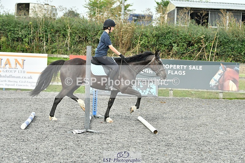 230817-090705-00088 - Theo's 1st Group - Arena