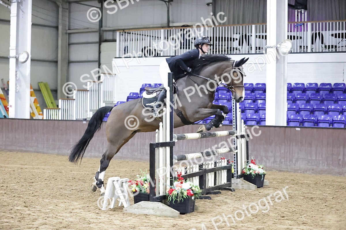 SBM_001041 - Class 4 - Senior Newcomers/ 1.10m Open