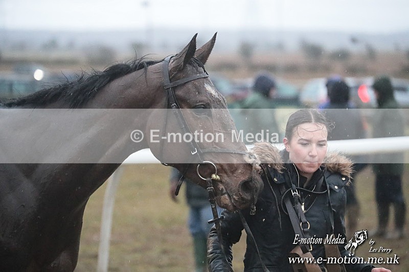 PtP 260125 1135 - Cocklebarrow Point-to-Point racing with the Heythrop Hunt 26/01/25