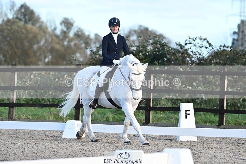 231105-144936-02496 - Cls 5 Novice 27 Start to 15.30 break