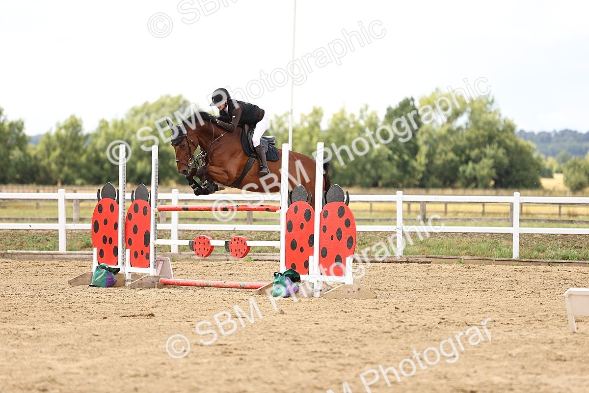 SBM_026977 - Class 13 - Senior Newcomers - 1.10m