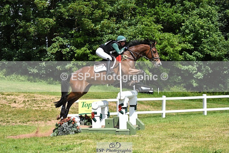 230528-140047-17808 - 469-WELLFIELDS_LINCOLN-Susie_Berry-XC