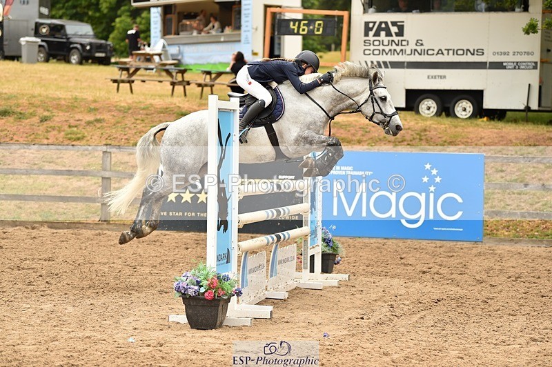 230618-142952-12928 - Cls 25 Pony Foxhunter & 1.10m Open