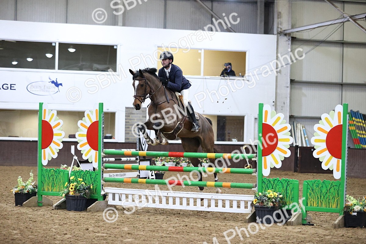 SBM_2384 - Class 9 - Senior Newcomers/ 1.10m Open