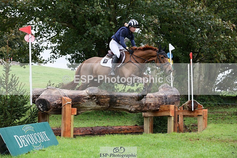 231021-114045-15776 - 682-DOOLIN.DE.REVE-Jasmine.Holmes-SC+XC