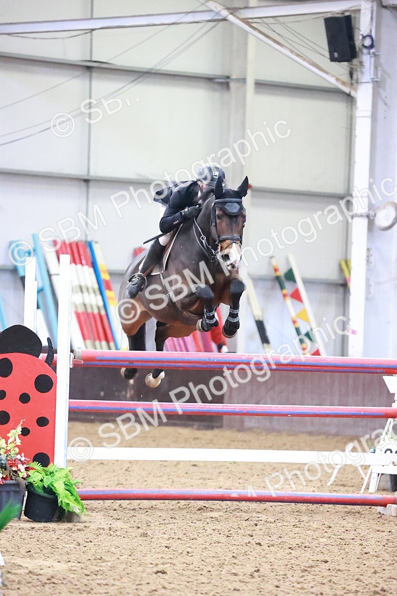 SBM_002899 - Class 11 - Senior Foxhunter 1.20m
