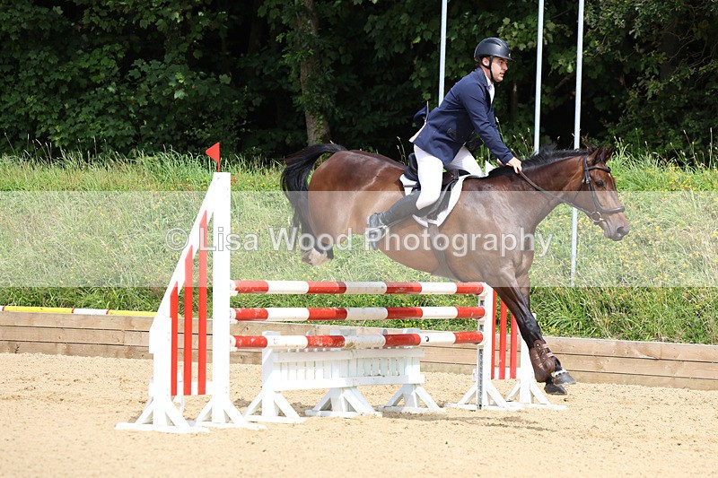 3E7A1717 - Class 13: Senior Newcomers/1.10m open