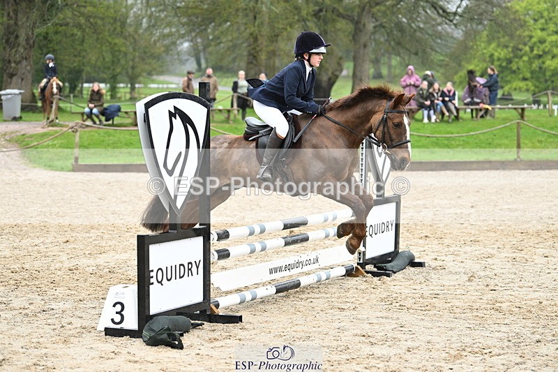 250418A-141103-01078 - UnAff 70cm