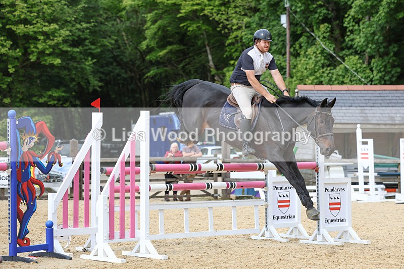 3E7A7843 - Class 8: Senior Foxhunter/1.20 open