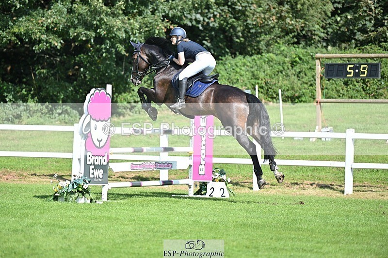 230909-114518-05278 - Cls 11 Snr Foxhunter & 1.20m Open