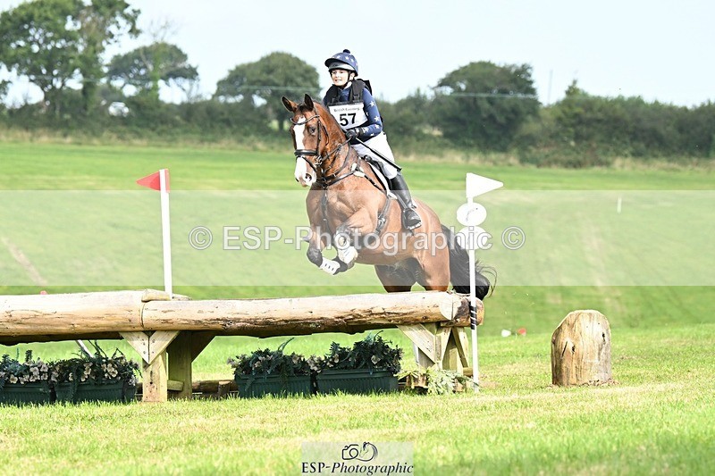 240831A-112006-00855 - 057-Bella.Balian-BEECHWOOD.JOEY