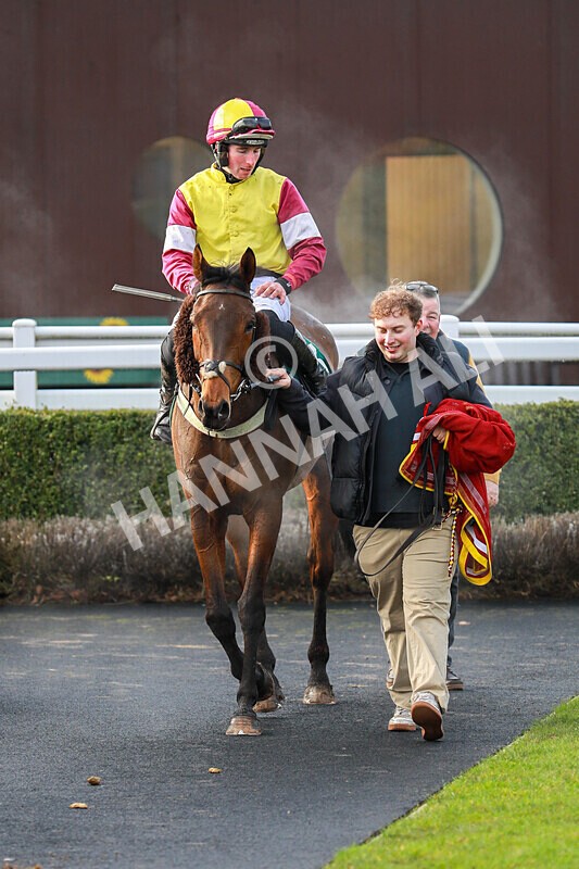 220125-Race 1-Siberian Star-3440 - Race 1